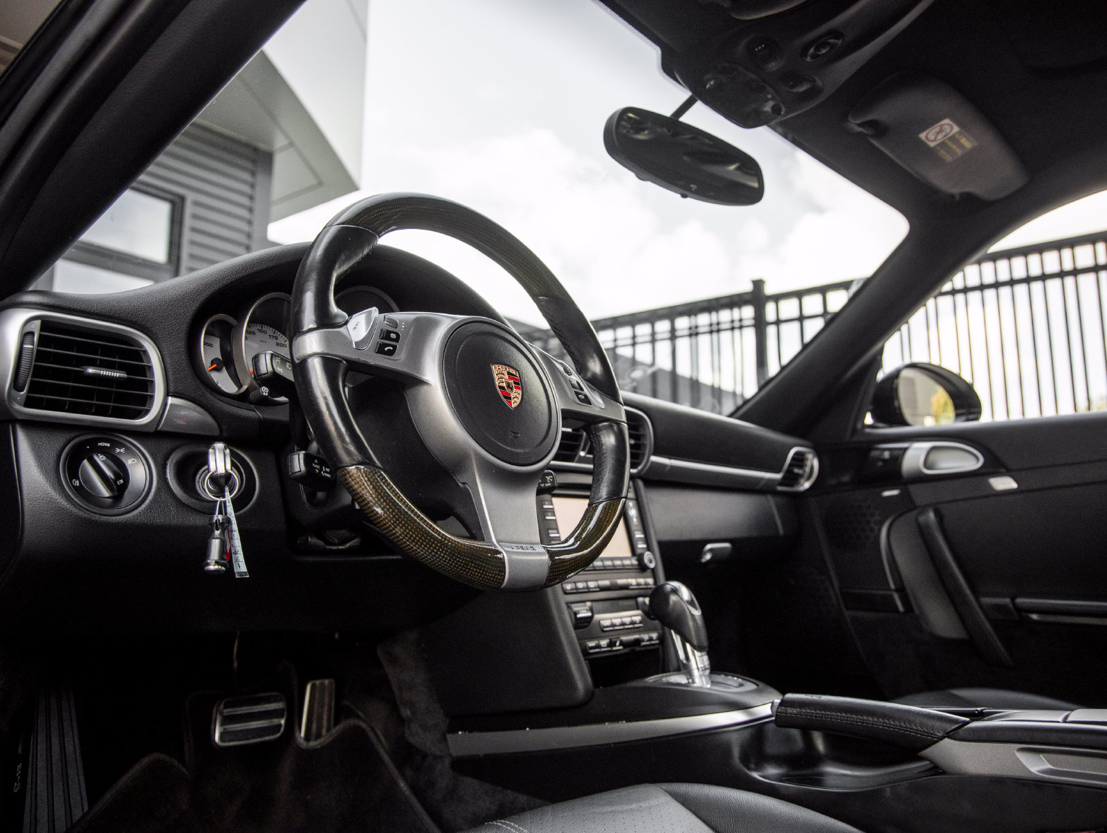 Used 2009 Porsche 911 Carrera S RWD image 4