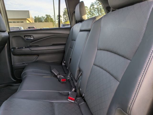 Used 2021 Honda Passport Elite image 16