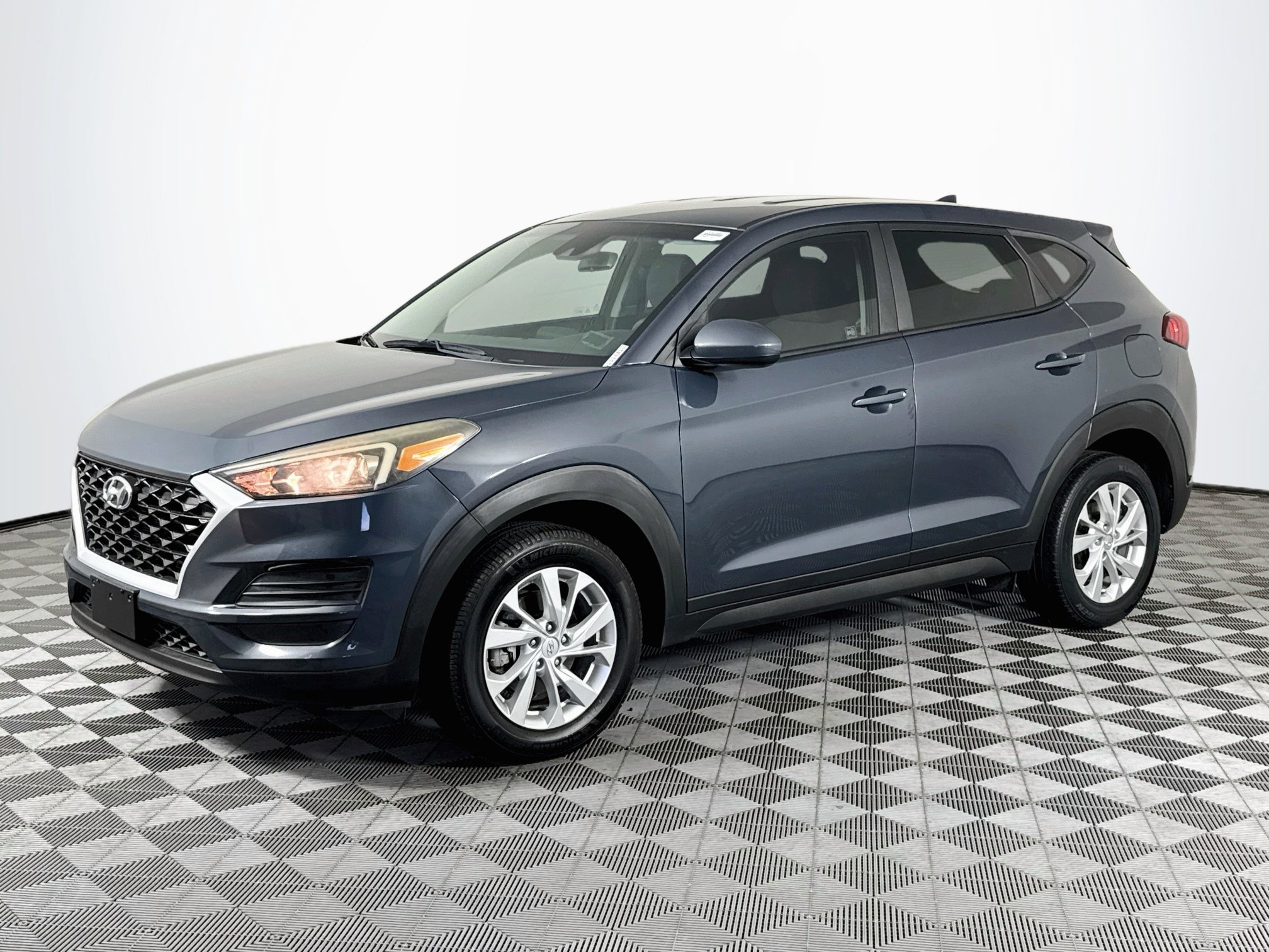 Used 2020 Hyundai Tucson SE w/ Cargo Package FWD image 4