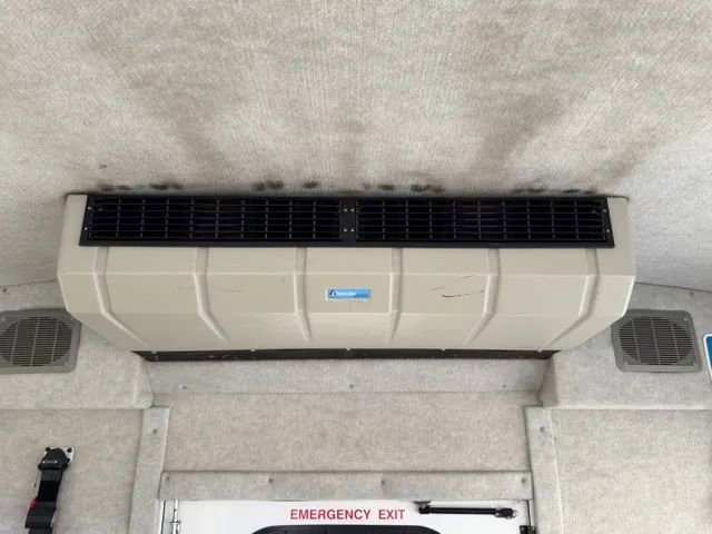 Used 2013 Ford E-350 and Econoline 350 Super Duty w/ Shuttle Bus Prep Pkg RWD image 32