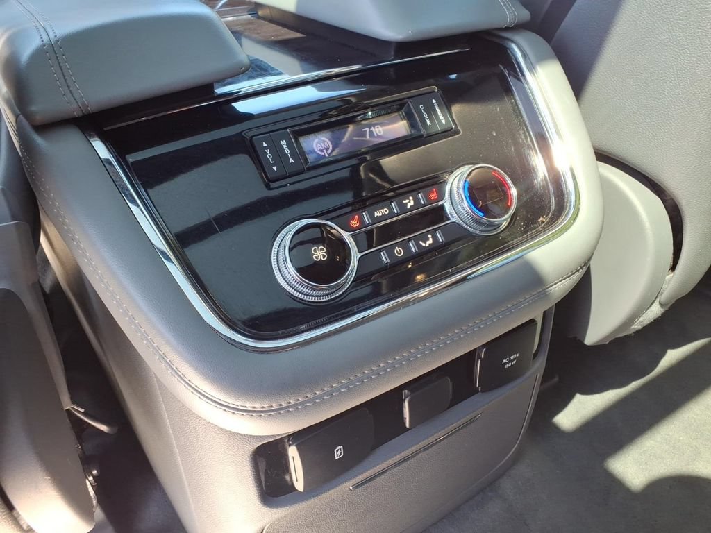 Used 2019 Lincoln Navigator L Reserve w/ Cargo Package AWD/4WD image 20