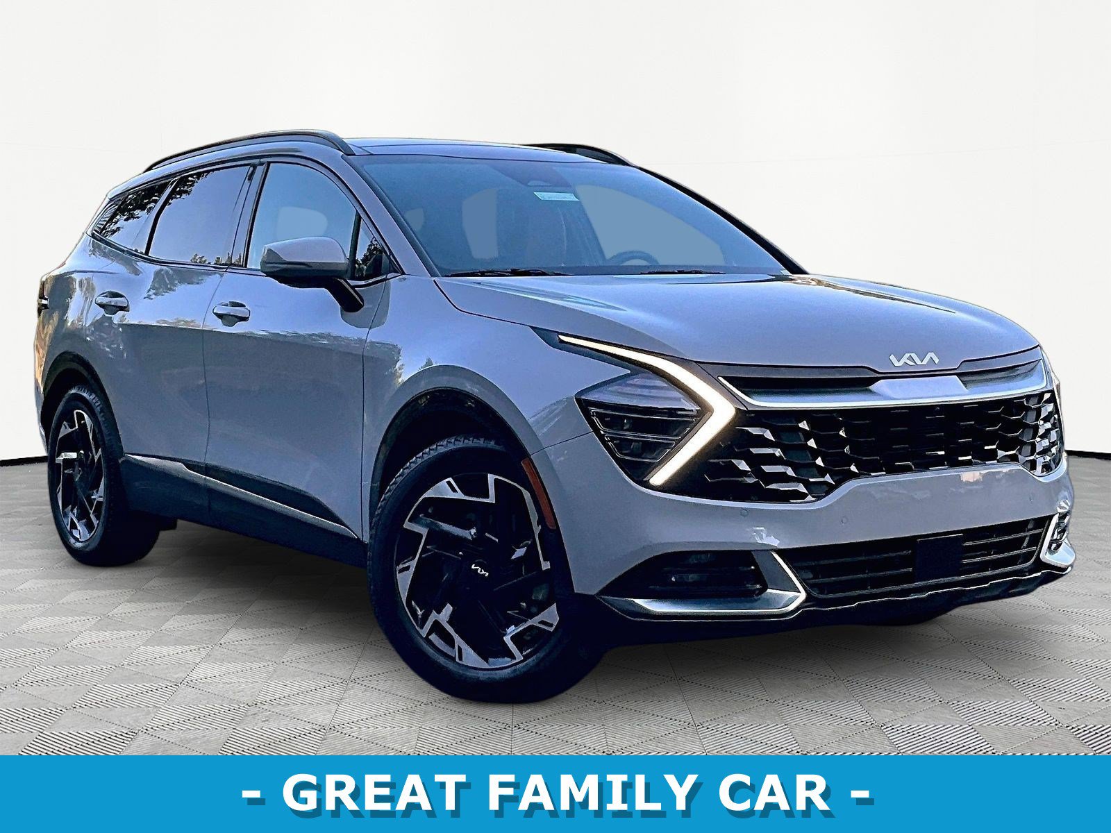 Used 2024 Kia Sportage SX FWD image 3