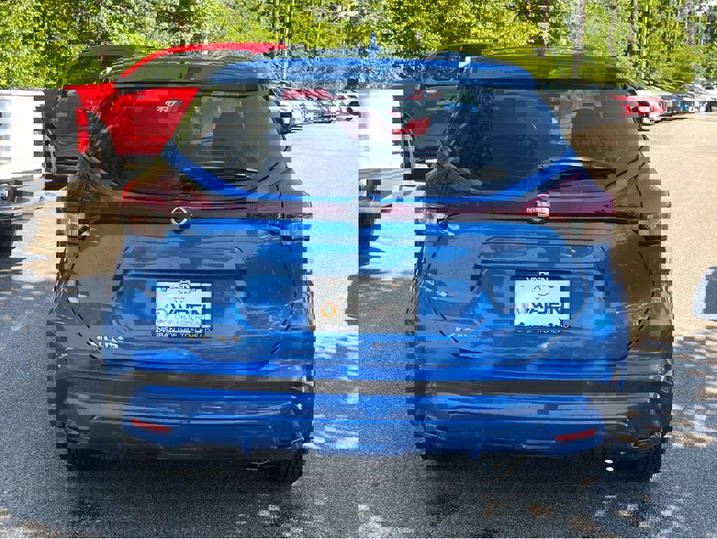 New 2025 Nissan Kicks Play S image 10