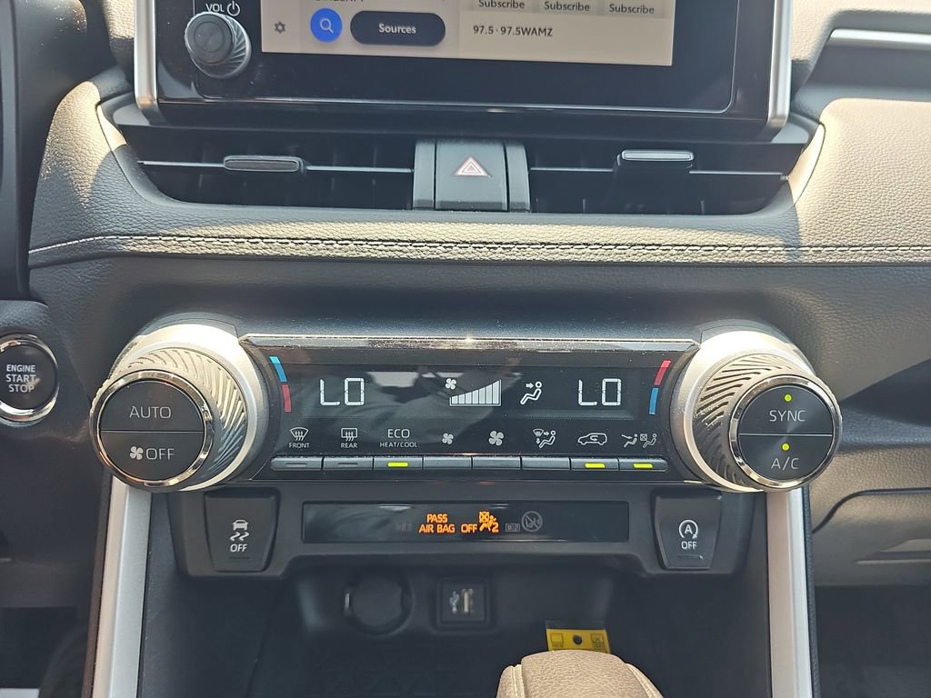 Used 2023 Toyota RAV4 XLE AWD/4WD image 26