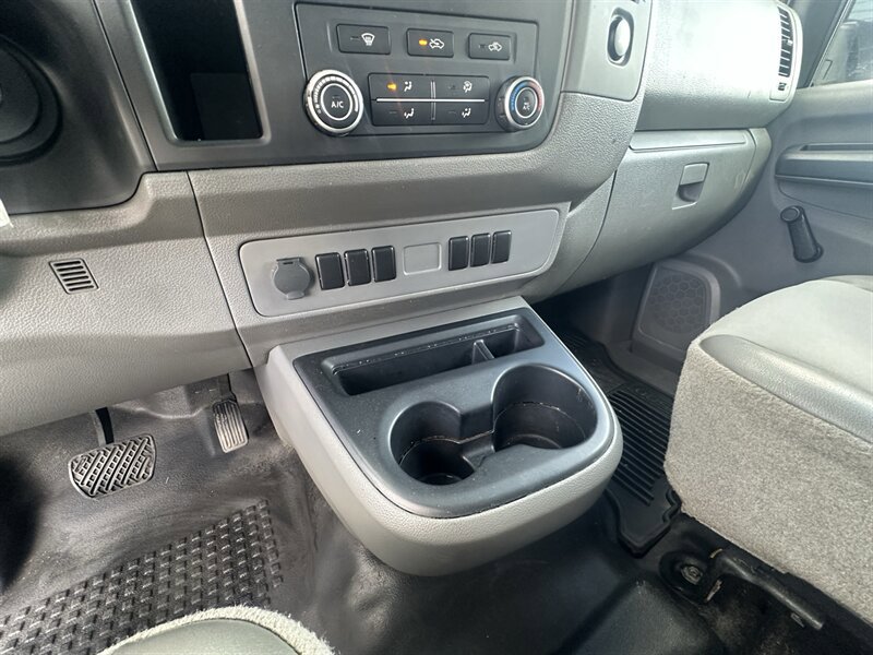Used 2014 Nissan NV 2500 S w/ Side & Curtain Airbag Package RWD image 33