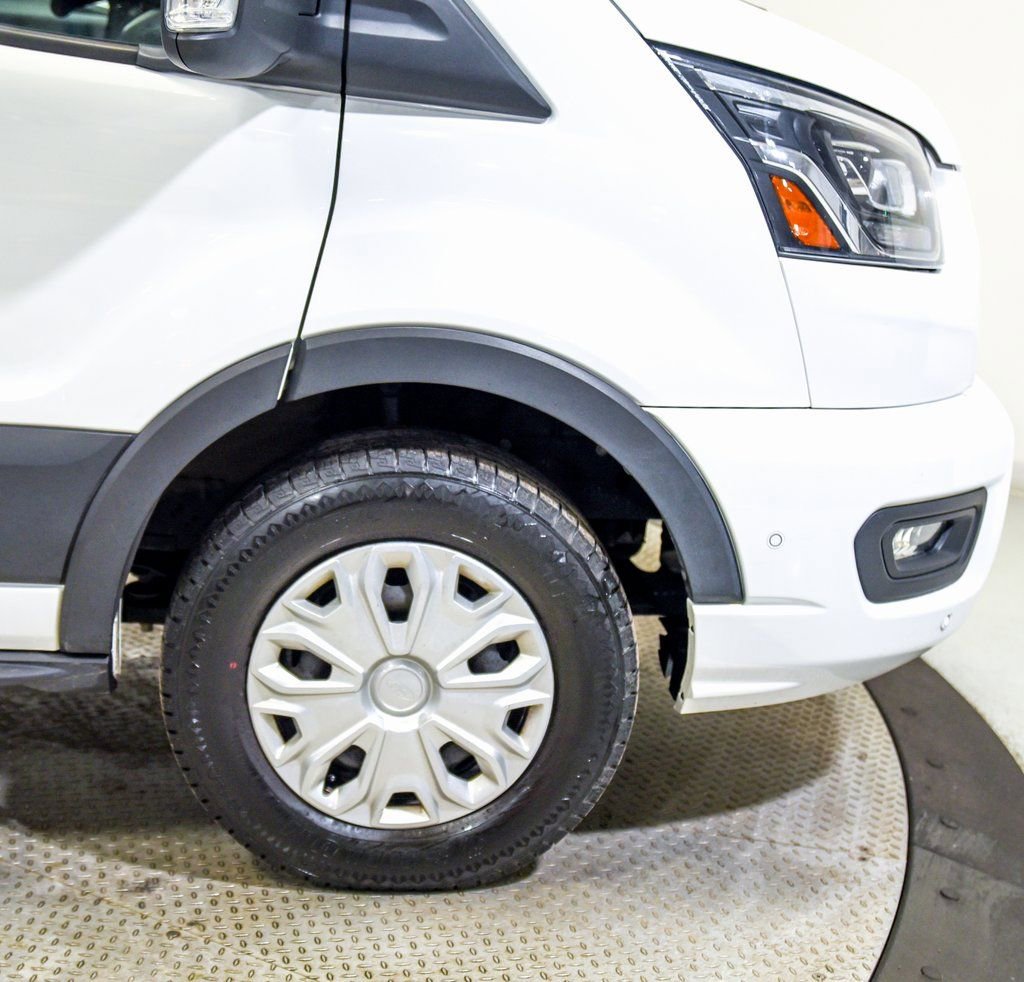 Used 2023 Ford Transit 350 XLT image 13