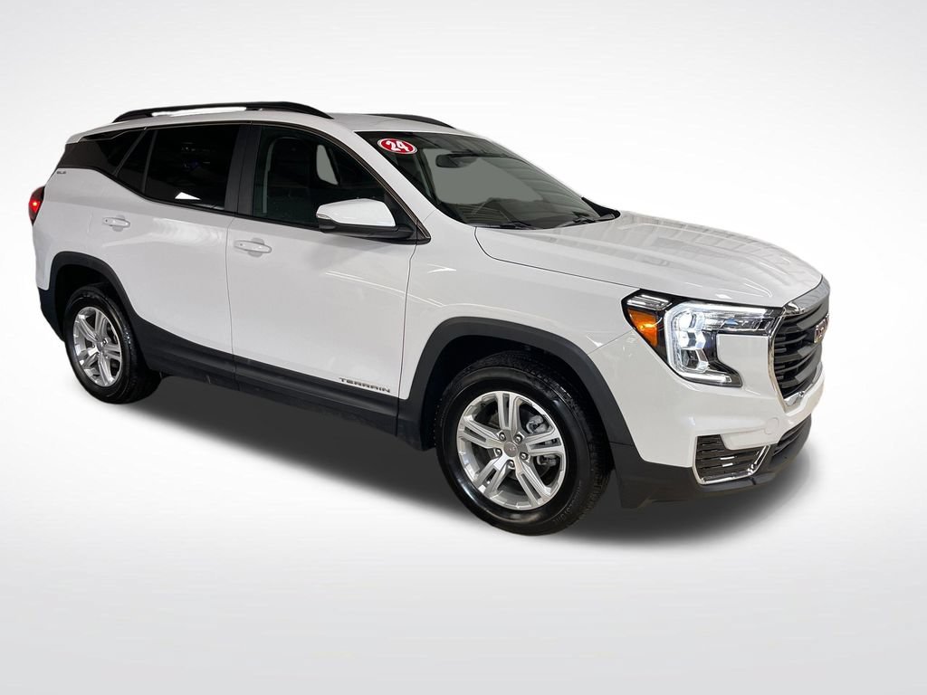 Used 2024 GMC Terrain SLE w/ Driver Convenience Package AWD/4WD image 8
