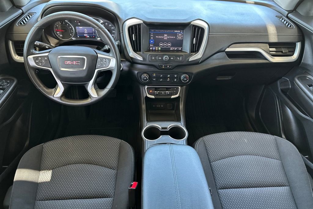 Used 2022 GMC Terrain SLE w/ LPO, Floor Liner Package image 19