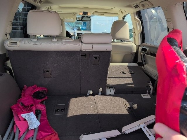 Used 2019 Lexus GX 460 image 10