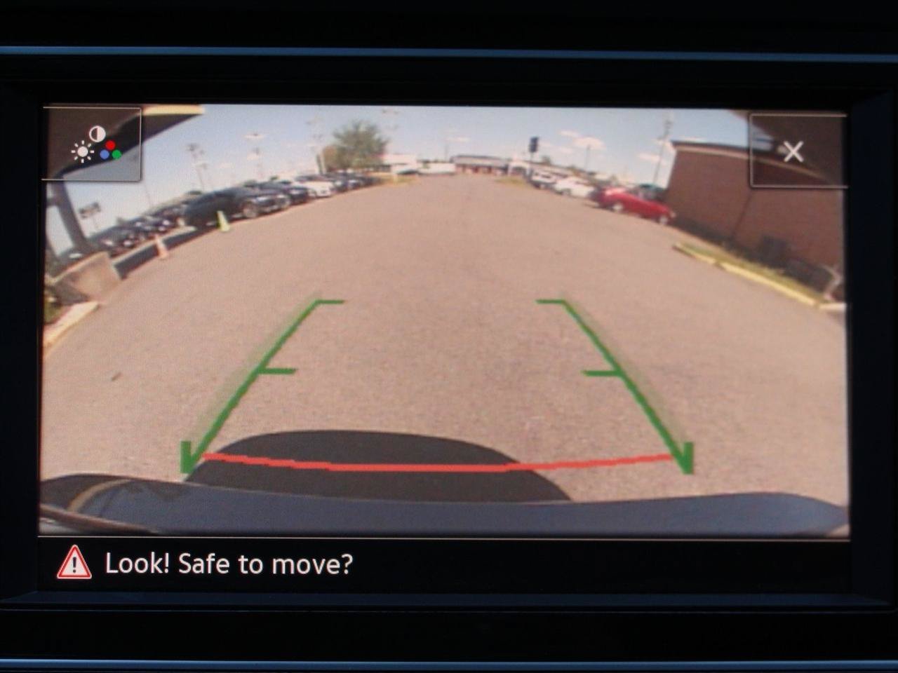 Used 2022 Volkswagen Jetta SE FWD image 22