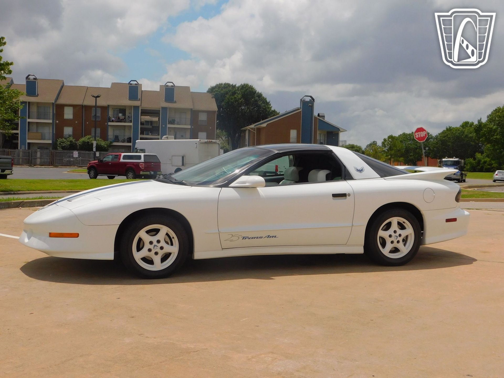 Used 1994 Pontiac Firebird Coupe image 9