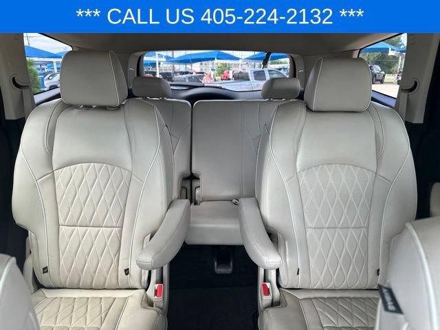Used 2023 Buick Enclave Avenir AWD/4WD image 38