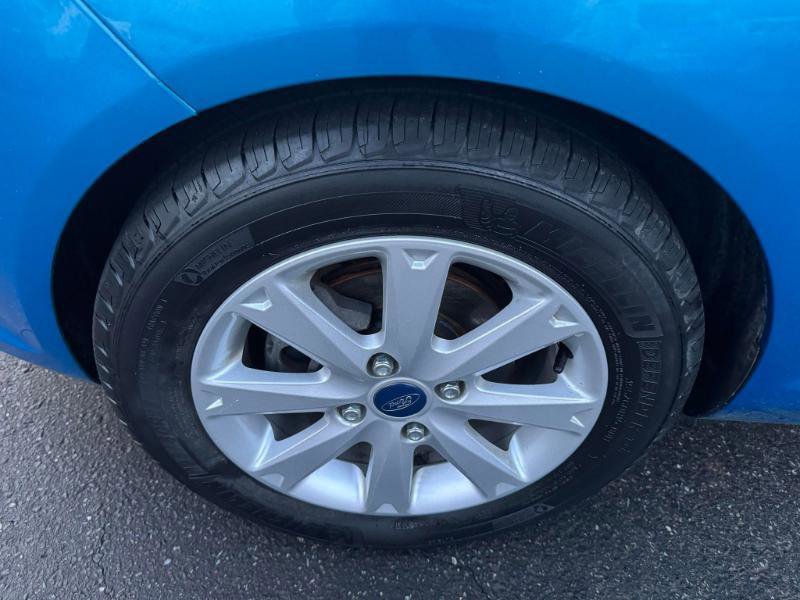 Used 2012 Ford Fiesta SE FWD image 22