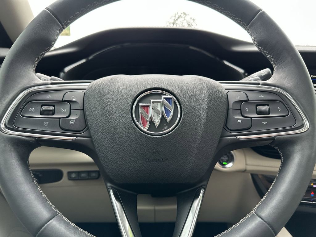 Used 2023 Buick Envision Avenir AWD/4WD image 22