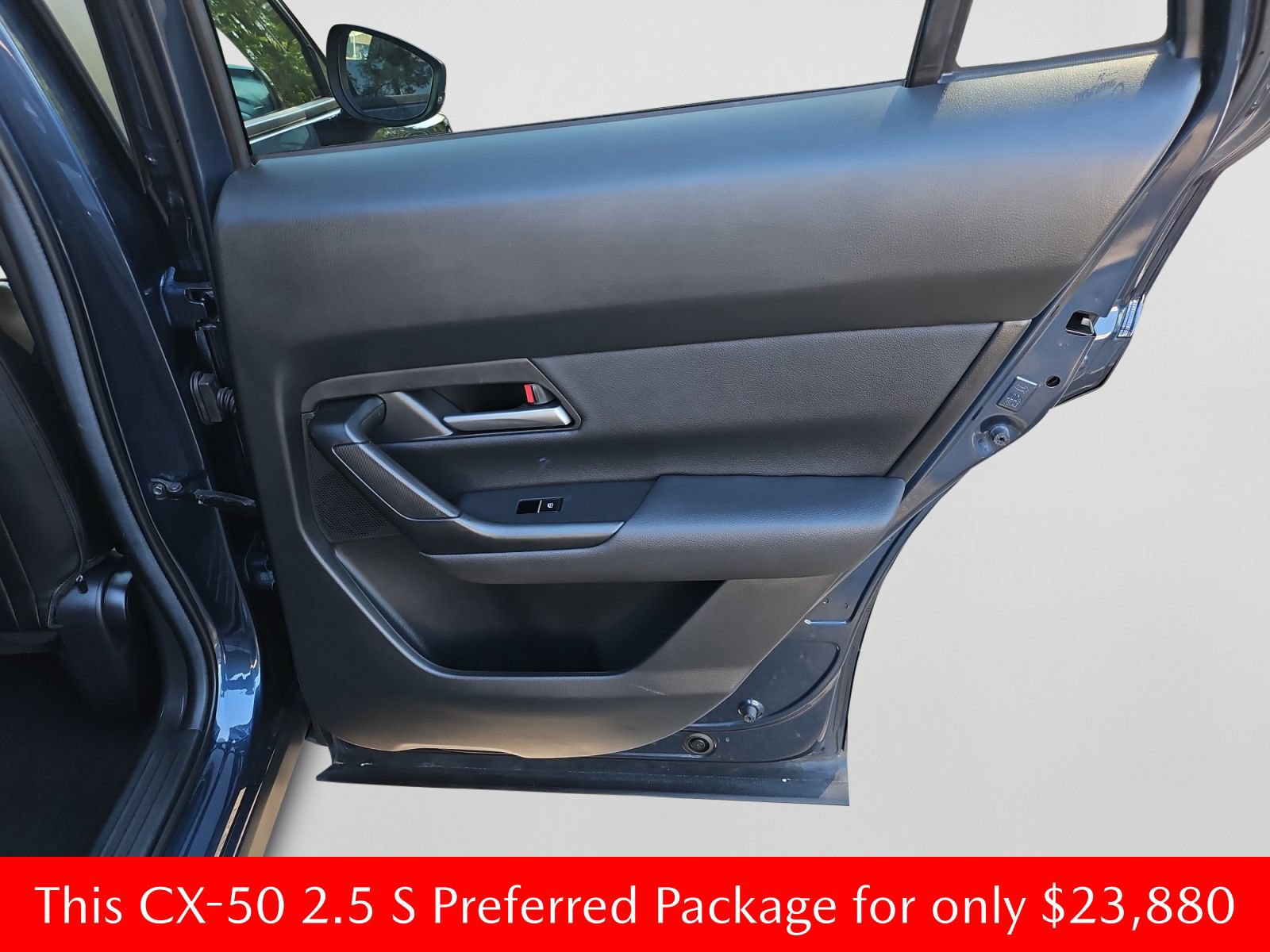 Used 2025 MAZDA CX-50 AWD 2.5 S w/ Preferred Package image 37