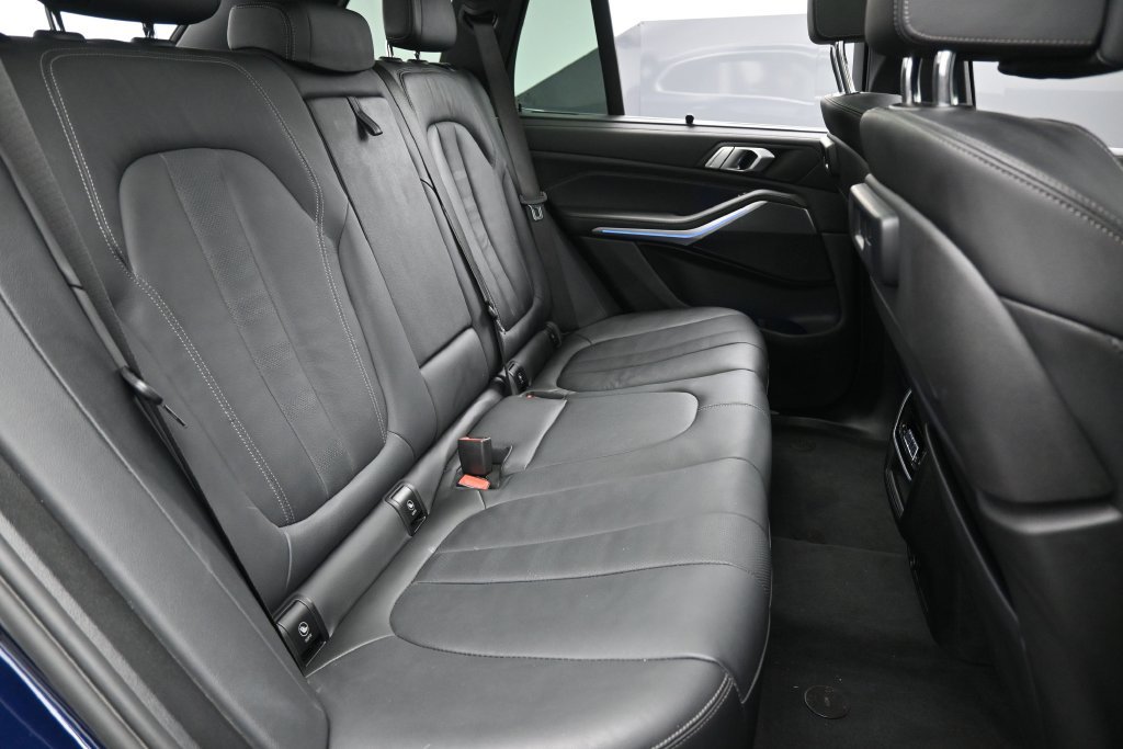 Used 2022 BMW X5 xDrive40i AWD/4WD image 31