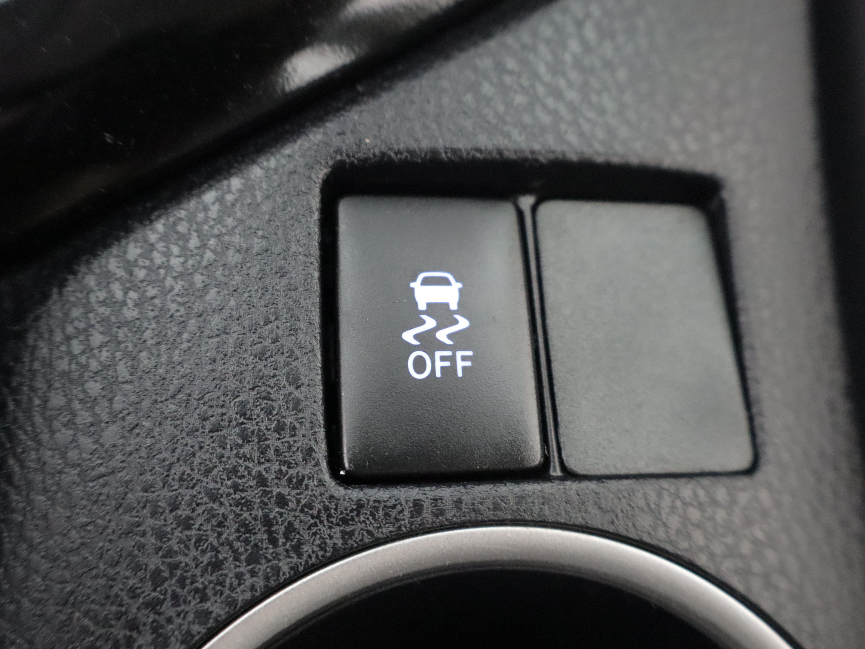 Used 2016 Toyota Corolla LE FWD image 16
