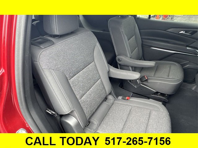 Used 2024 Chevrolet Traverse LT image 28