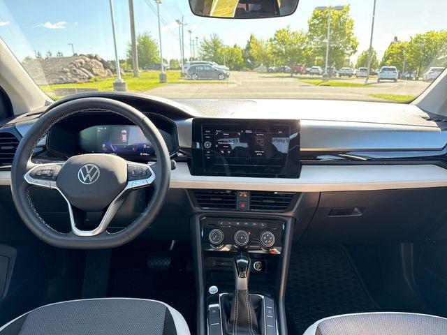 Used 2025 Volkswagen Taos S AWD/4WD image 18