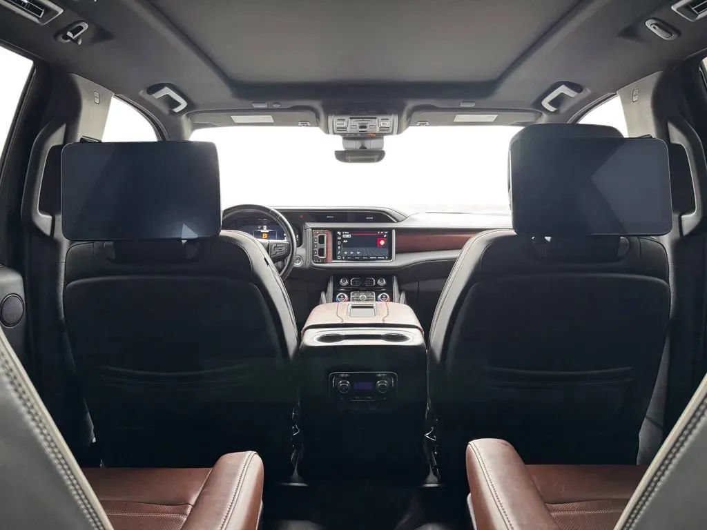 Used 2024 GMC Yukon Denali Ultimate AWD/4WD image 21