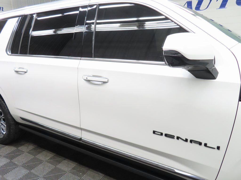 Used 2024 GMC Yukon XL Denali Ultimate image 38