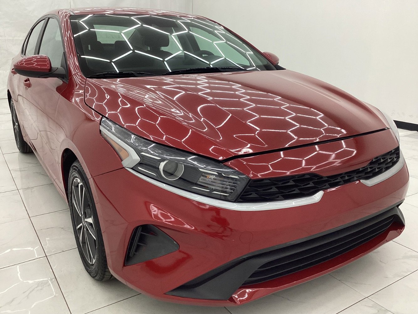 Used 2023 Kia Forte LXS image 3