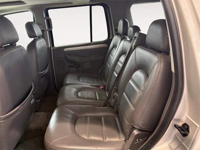 Used 2003 Ford Explorer XLT image 10