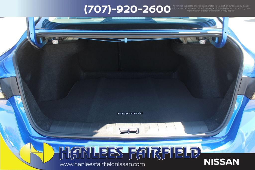 New 2026 Nissan Sentra SR w/ SR Premium Package FWD image 10