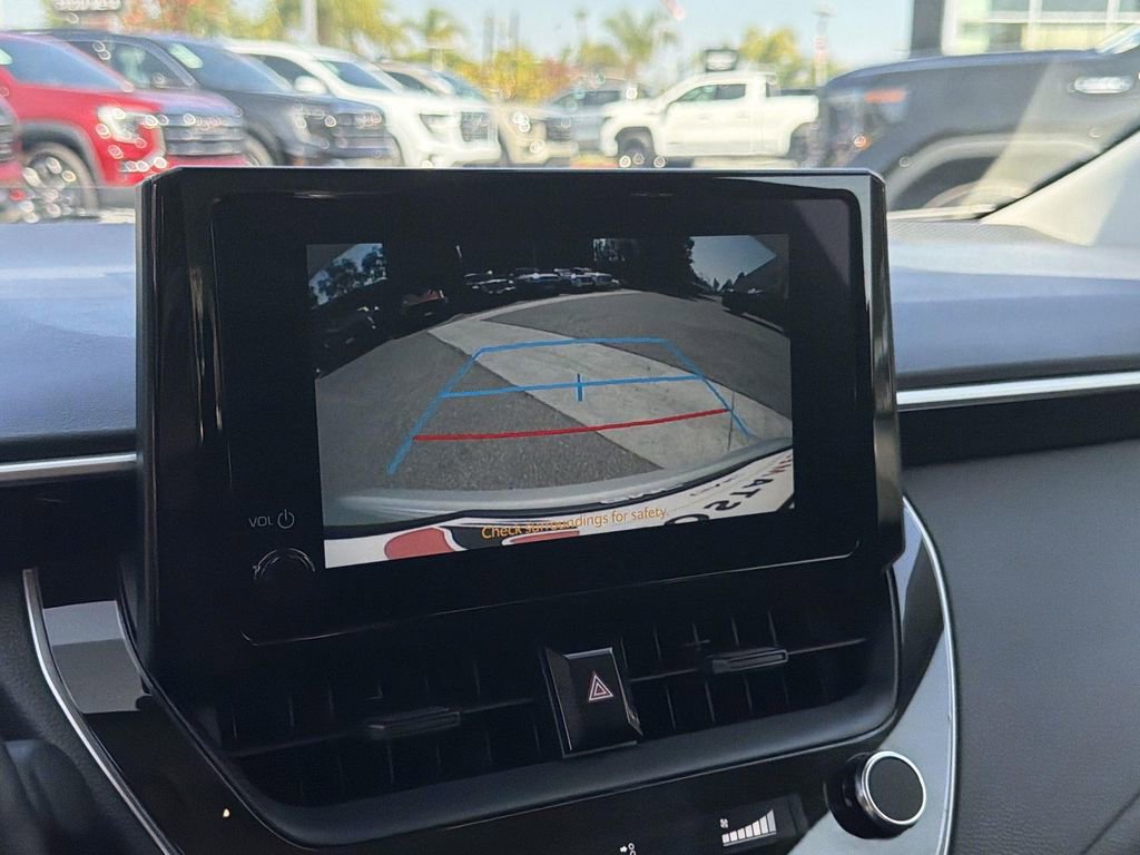 Used 2025 Toyota Corolla LE image 13