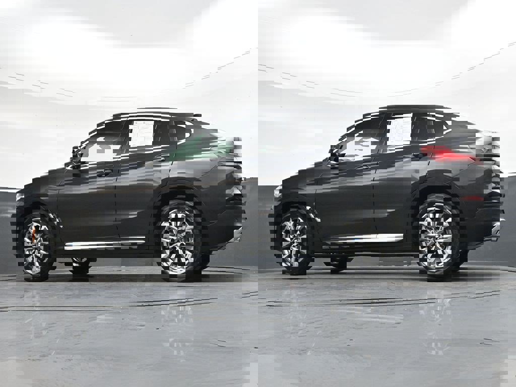 Used 2019 BMW X4 xDrive30i w/ Convenience Package image 30