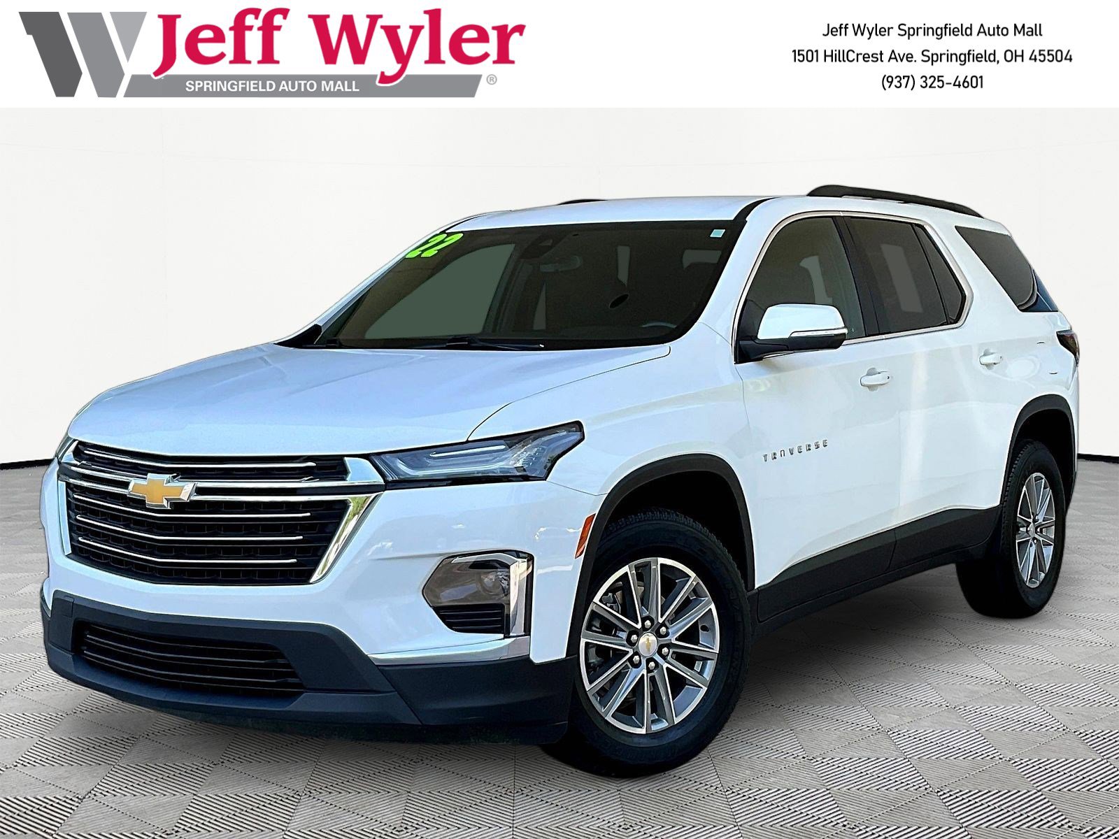 Used 2022 Chevrolet Traverse LT