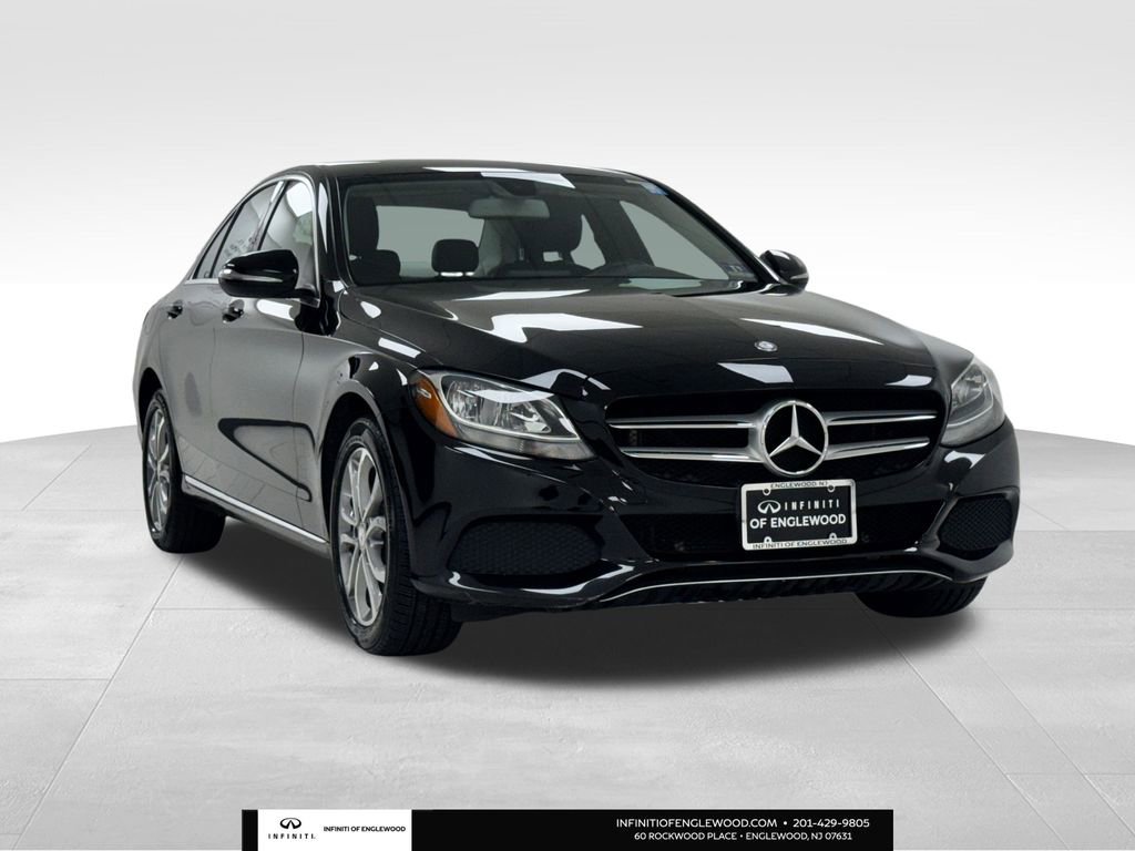 Used 2015 Mercedes-Benz C 300 4MATIC Sedan image 1