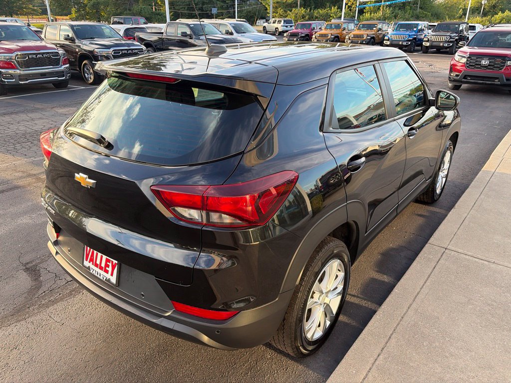 Used 2021 Chevrolet TrailBlazer LS AWD/4WD image 7