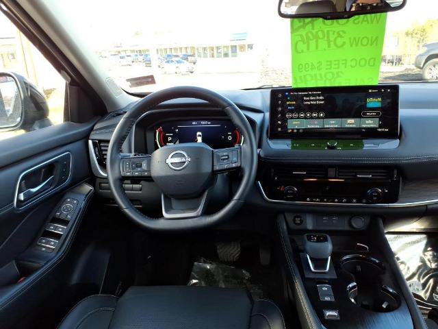 Certified 2025 Nissan Rogue Platinum image 9