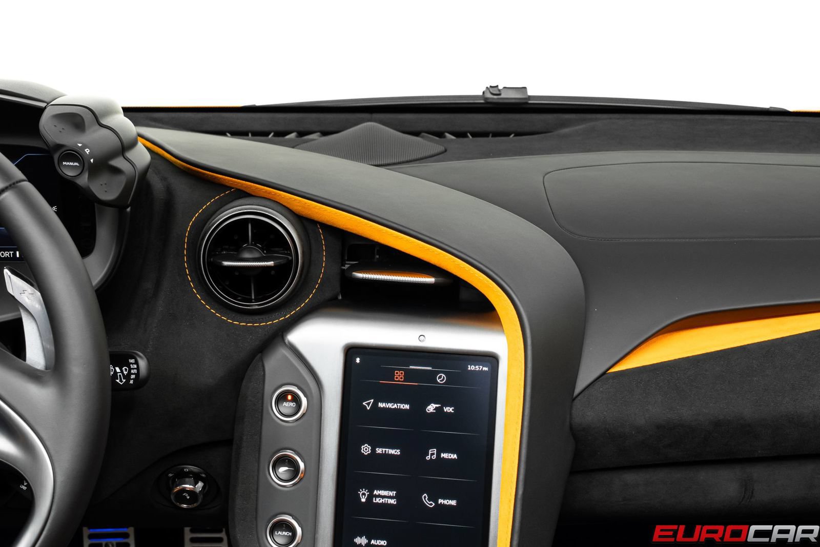 Used 2026 McLaren 750S Spider RWD image 32