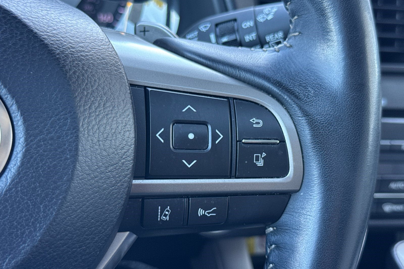 Used 2021 Lexus RX 350 FWD w/ Premium Package image 31