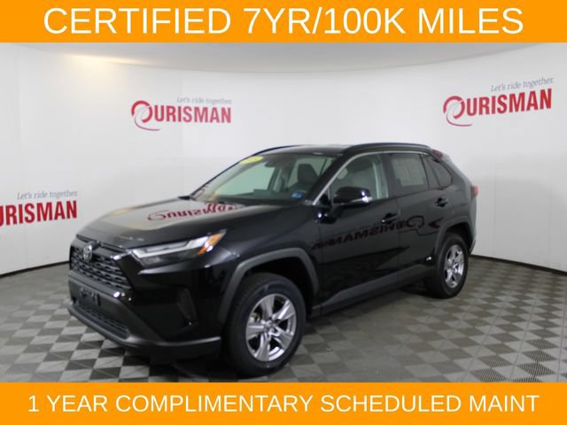 Used 2025 Toyota RAV4 XLE AWD/4WD image 3