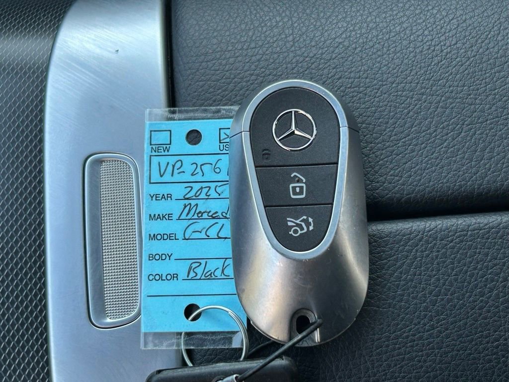 Used 2025 Mercedes-Benz C 300 4MATIC Sedan image 53