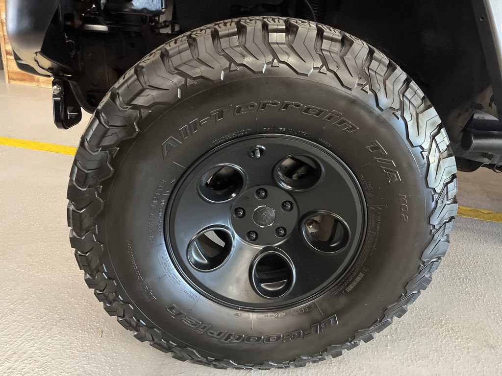 Used 2016 Jeep Wrangler Unlimited Rubicon w/ Connectivity Group AWD/4WD image 59