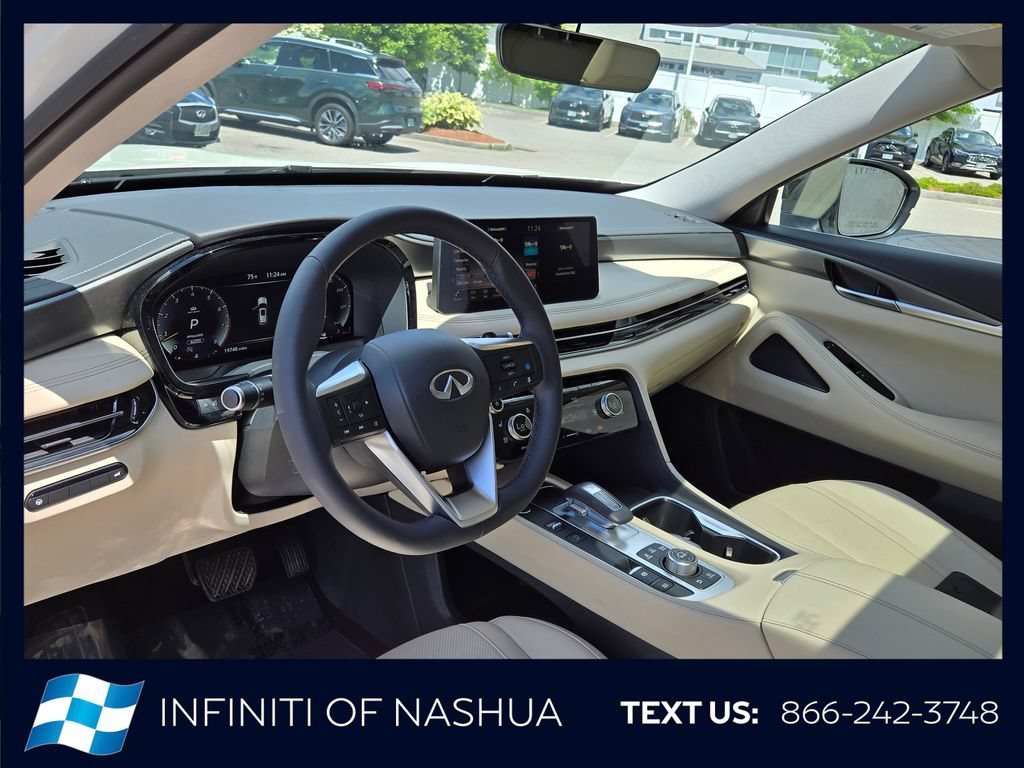 Certified 2023 INFINITI QX60 Luxe w/ Cargo Package AWD/4WD image 4