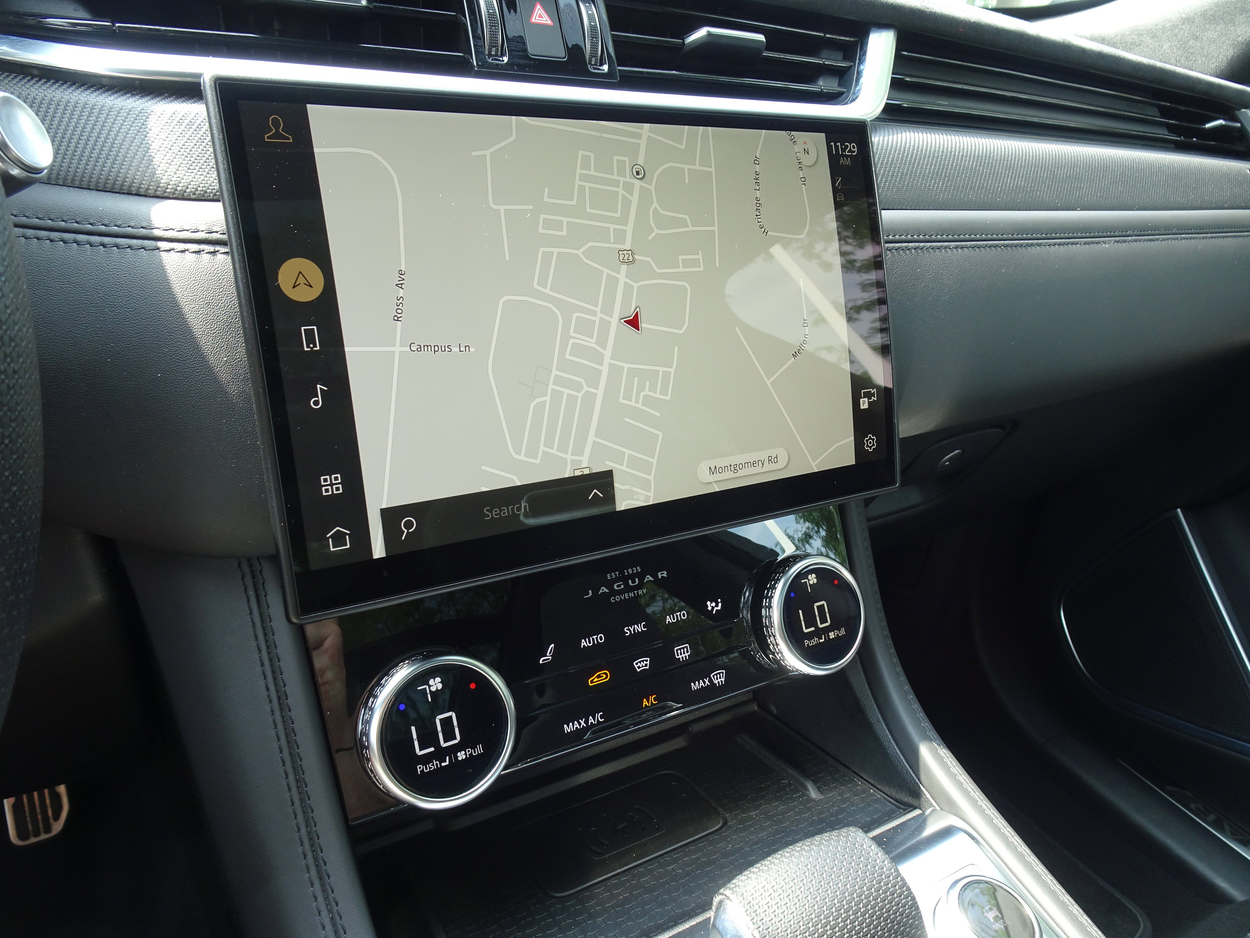 Used 2021 Jaguar F-PACE SVR AWD/4WD image 15
