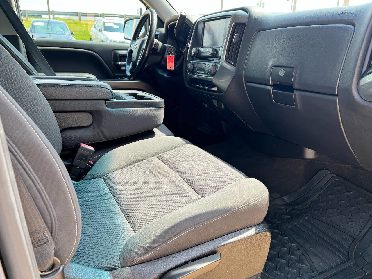 Used 2019 Chevrolet Silverado 1500 LT image 20