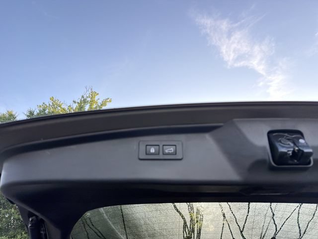 Used 2023 Subaru Outback Onyx Edition XT AWD/4WD image 15