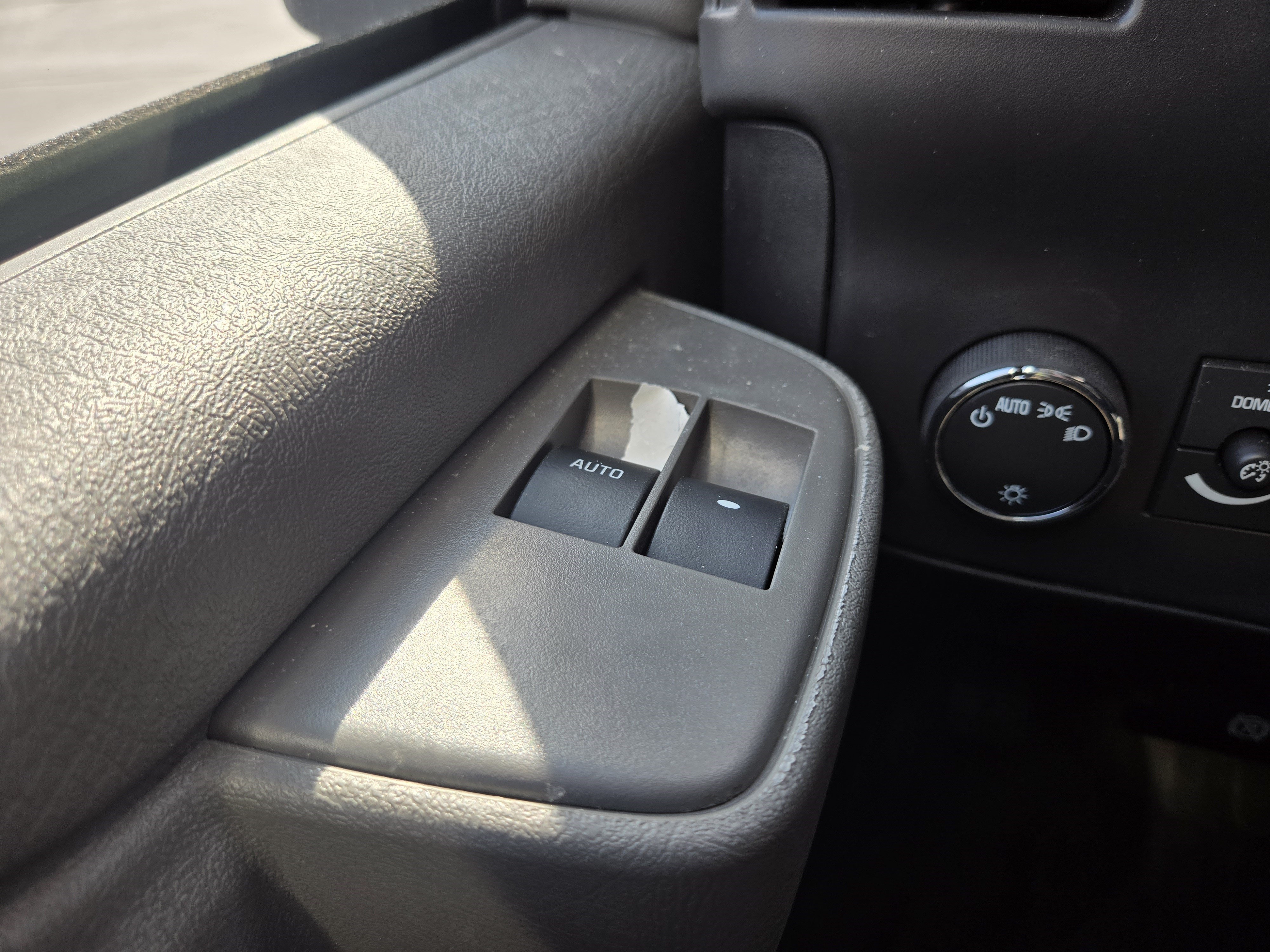 New 2024 Chevrolet Express 3500 w/ Power Convenience Package RWD image 27