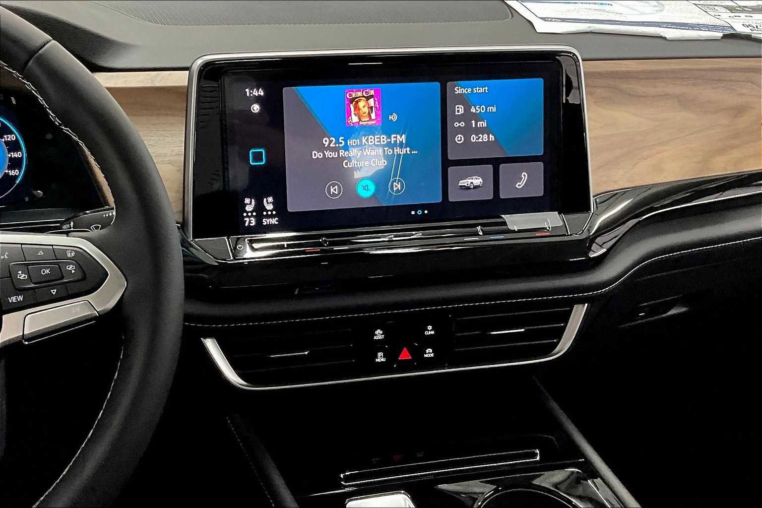 New 2026 Volkswagen Atlas SE image 9