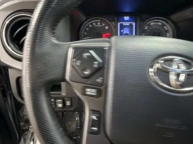 Certified 2017 Toyota Tacoma TRD Sport w/ Tow Package AWD/4WD image 23