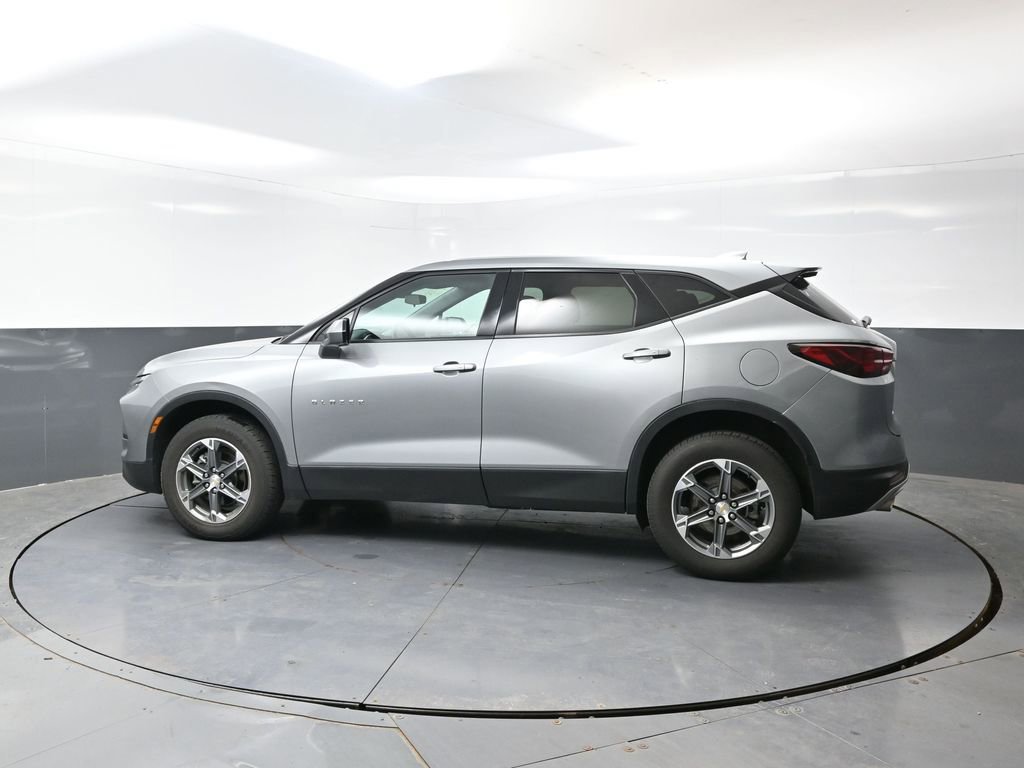 Used 2023 Chevrolet Blazer LT FWD image 10