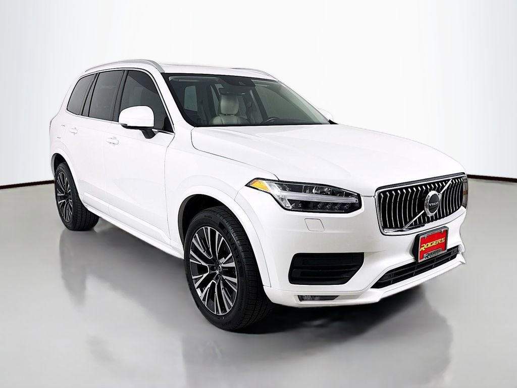 Used 2022 Volvo XC90 T6 Momentum w/ Climate Package