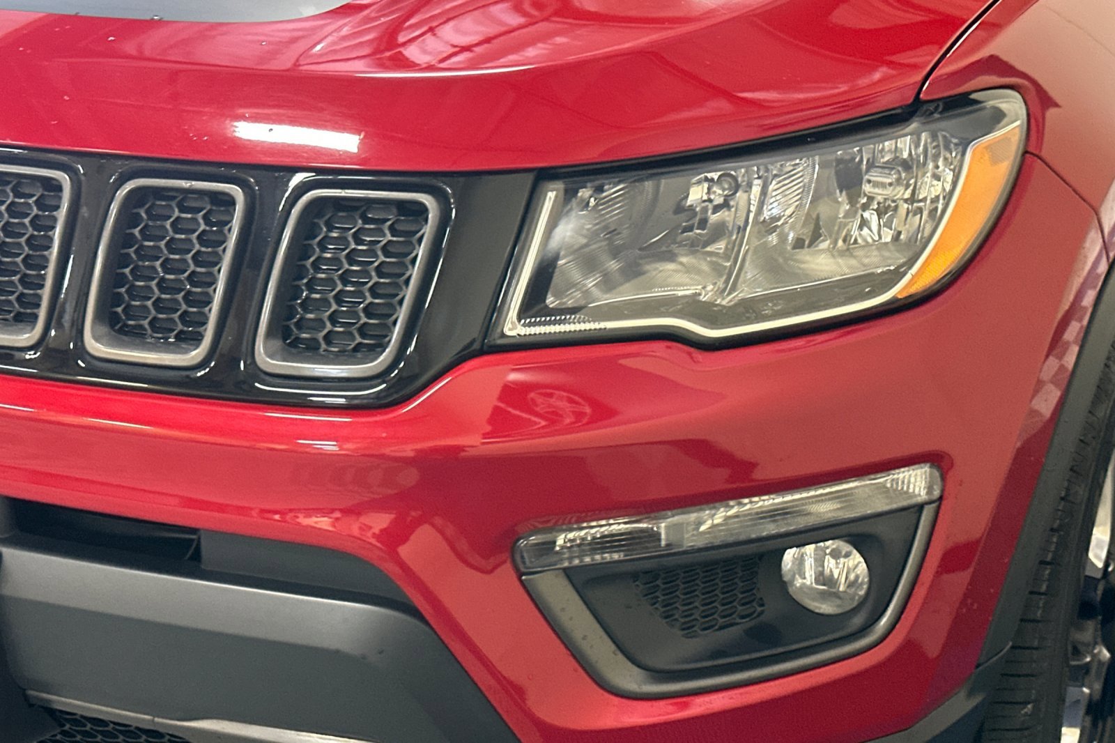 Used 2018 Jeep Compass Trailhawk image 51