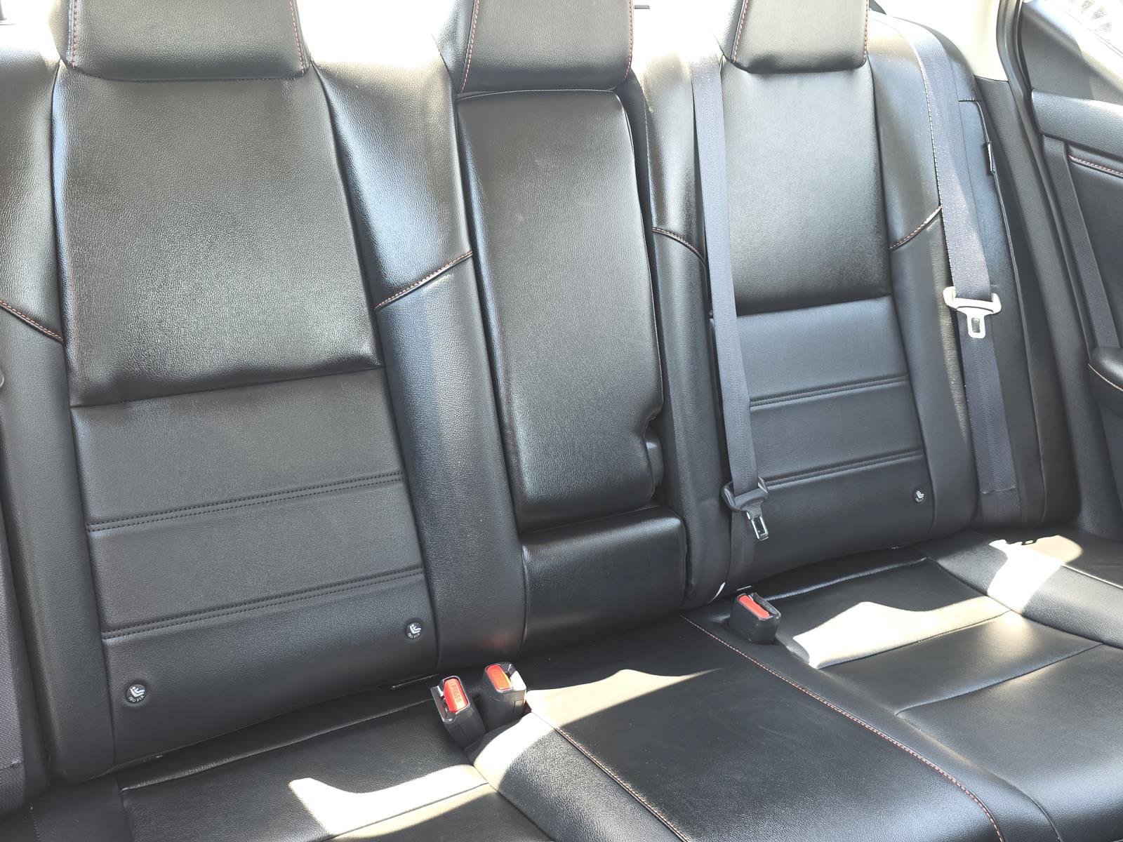 Used 2025 Nissan Sentra SR w/ SR Premium Package FWD image 18